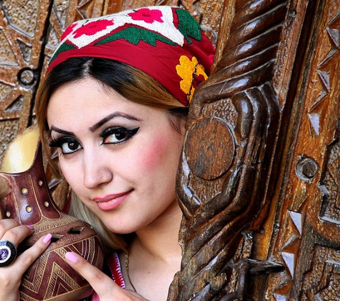 Красивые таджикские девушки из соцсетей