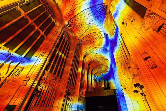 Необыкновенные световые проекции в Кебридже Miguel Chevalier