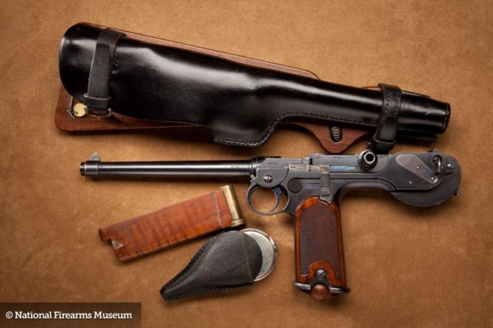 Огнестрельное оружие в музее National Firearms