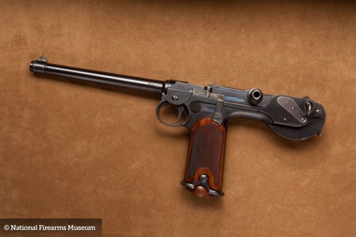 Огнестрельное оружие в музее National Firearms