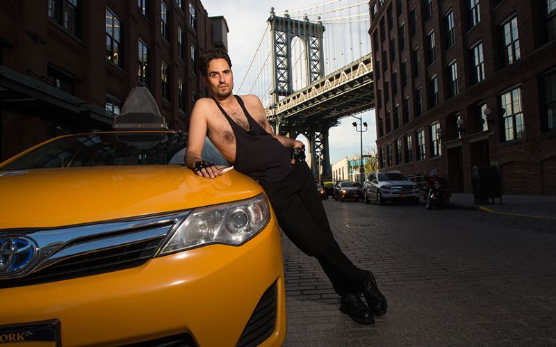 Соблазнительный календарь на 2016 год от нью-йоркских таксистов