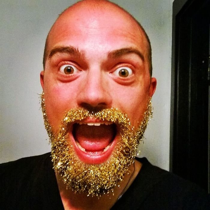 Борода в блёстках - новый тренд в Instagram