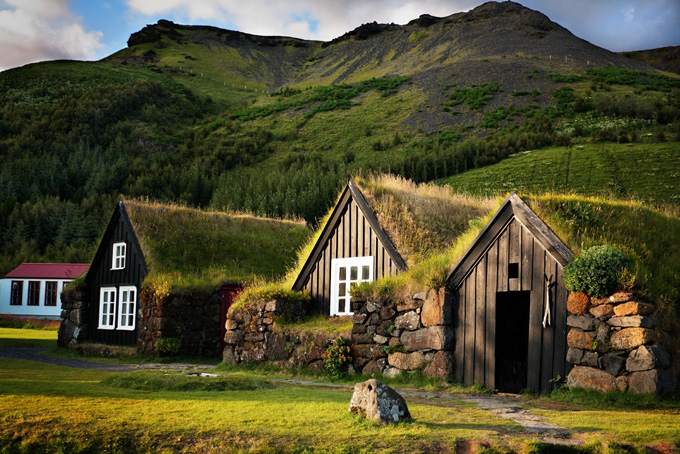 10 лучших занятий в Исландии