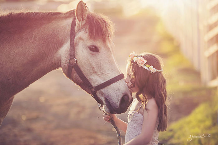 20 фотографий детей и животных с фотоконкурса Children and animals