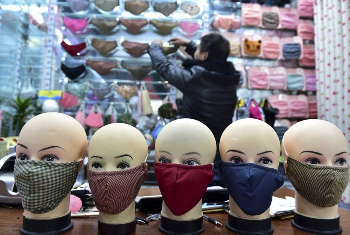 Модные марлевые повязки в Китае