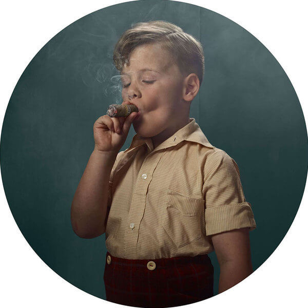 Курящие дети - как родители влияют на поведение своих детей