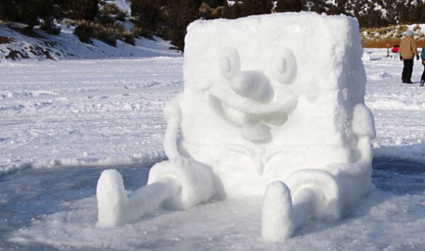 Удивительные снежные скульптуры и снеговики