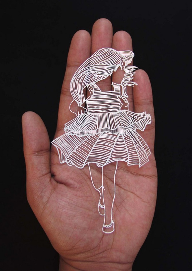 Индийский художник вырезает тончайшие творения из бумаги