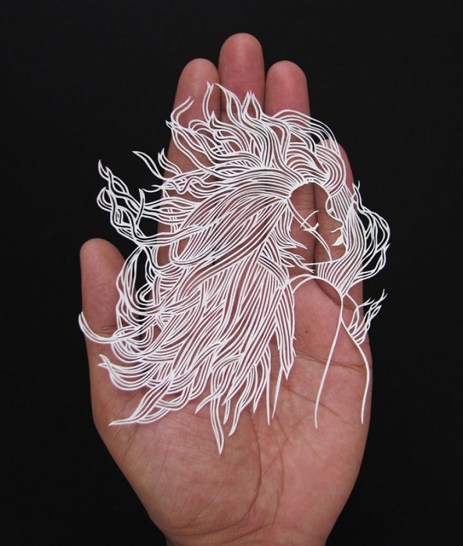 Индийский художник вырезает тончайшие творения из бумаги