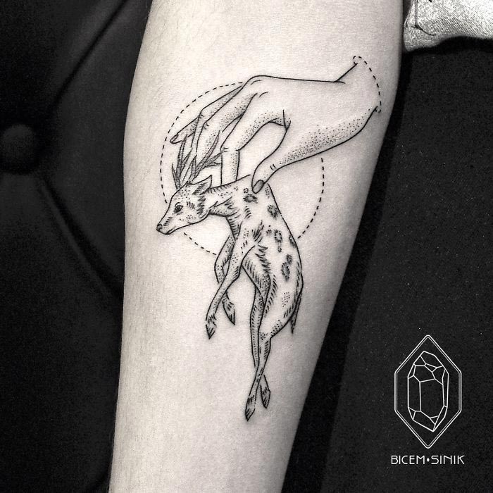 Геометрические татуировки от Бикем Синик