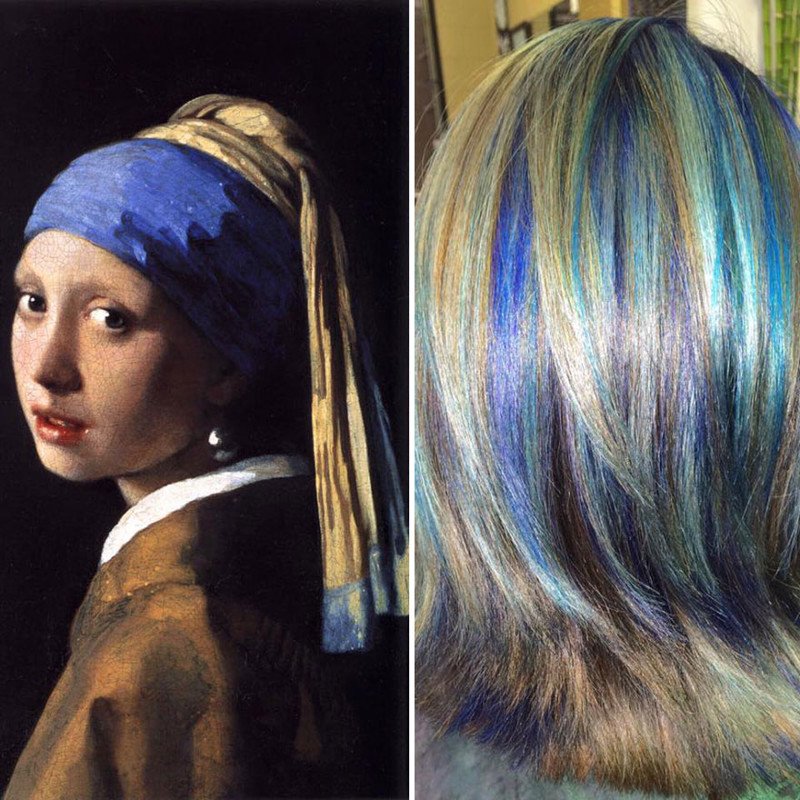 Парикмахер окрашивает волосы клиентов, вдохновляясь знаменитыми картинами