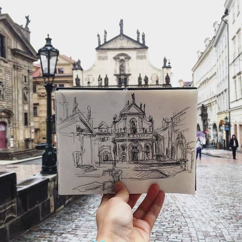 Студентка ежедневно делает по одной зарисовке Праги