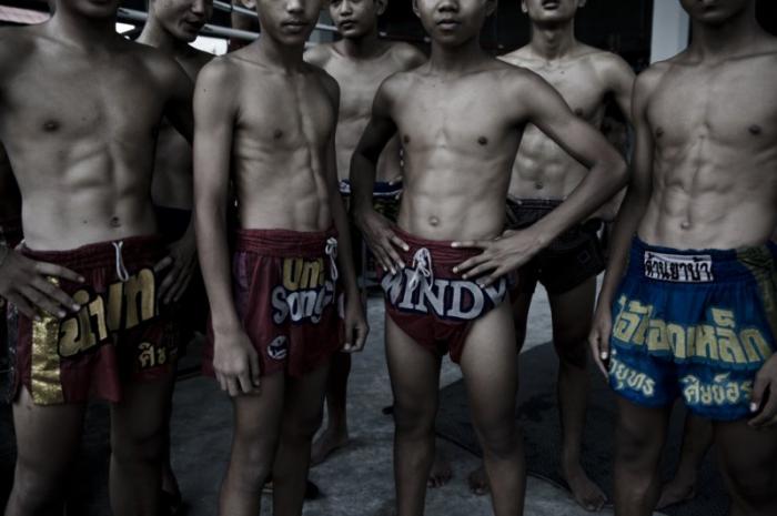 Школа для юных бойцов в Тайланде