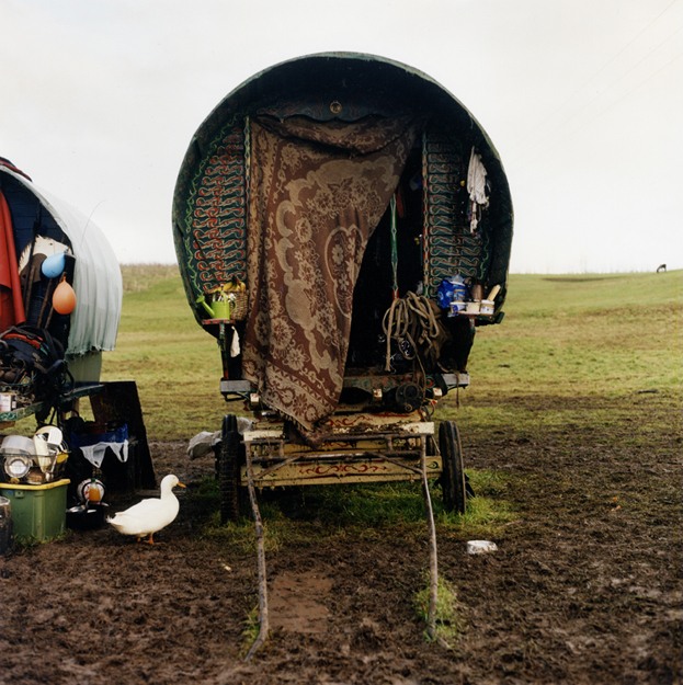 Новые цыгане: белый табор в фотопроекте Иэна Маккелла