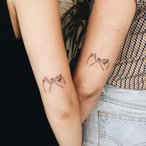 Парные татуировки для сестёр