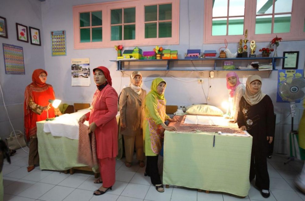Женское обрезание в Индонезии