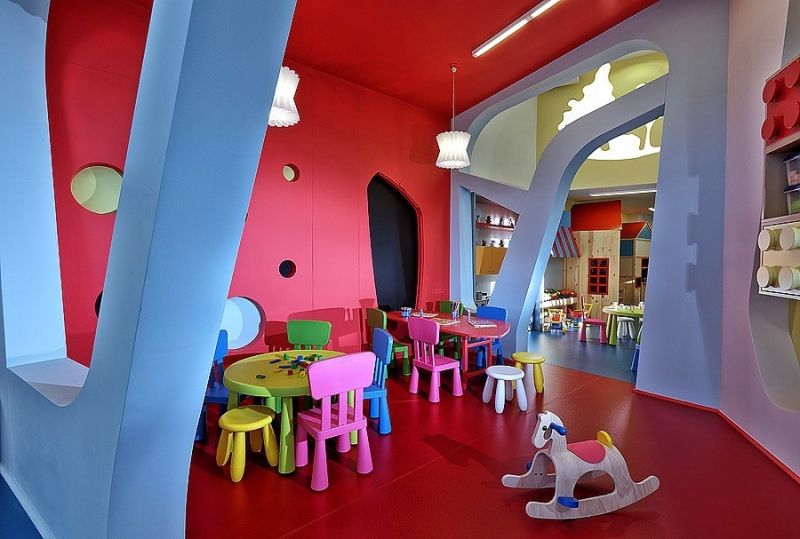 Детский сад в Греции, где интерьер как часть игры