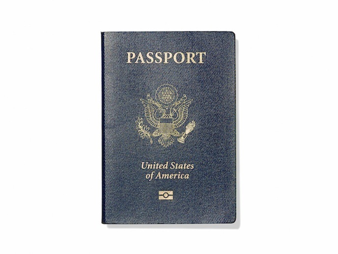 Как выглядят паспорта в разных странах мира
