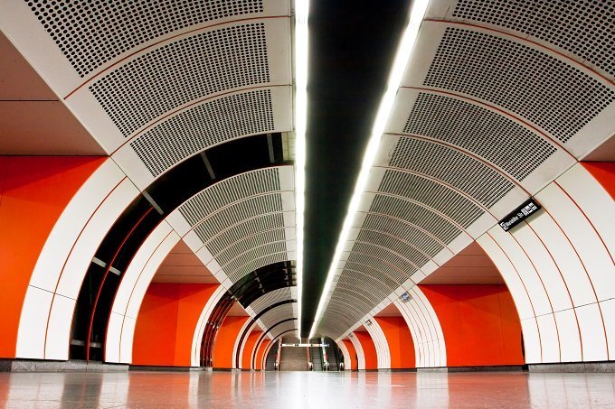 Самые красивые станции метро в мире