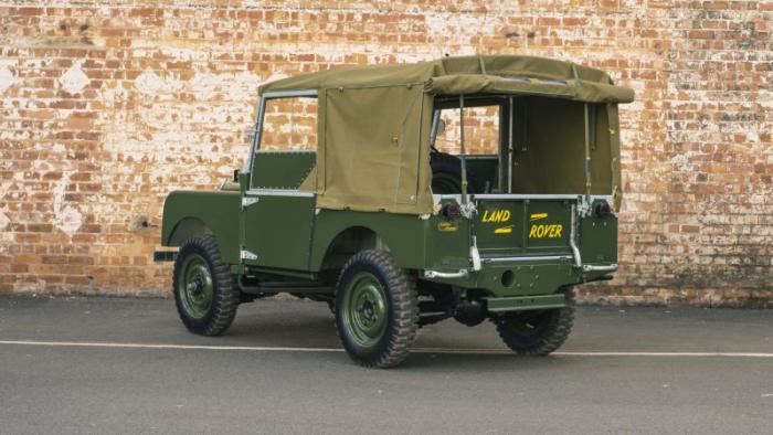 Land Rover выпустит партию Defender образца 1948 года