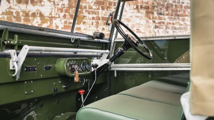 Land Rover выпустит партию Defender образца 1948 года