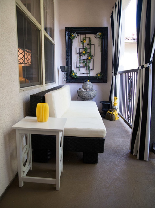 Превращение маленького балкона в уютное место для отдыха