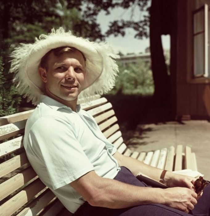 Редкие фото Юрия Гагарина в День космонавтики