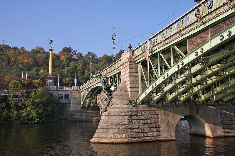 Самые чарующие мосты в Праге