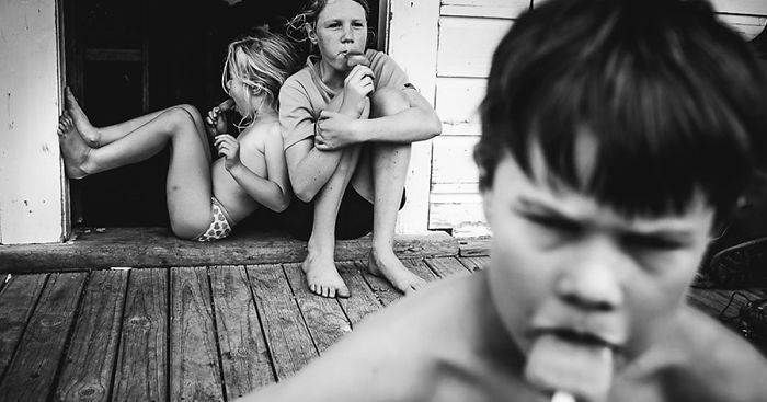 Мама-фотограф снимает жизнь своих детей без современных гаджетов