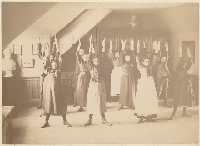 Как школьники занимались физкультурой в 1890-е годы в Бостоне