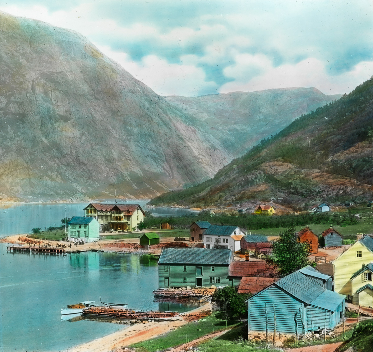 Психоделические цветные фотографии красот Норвегии 1900 года