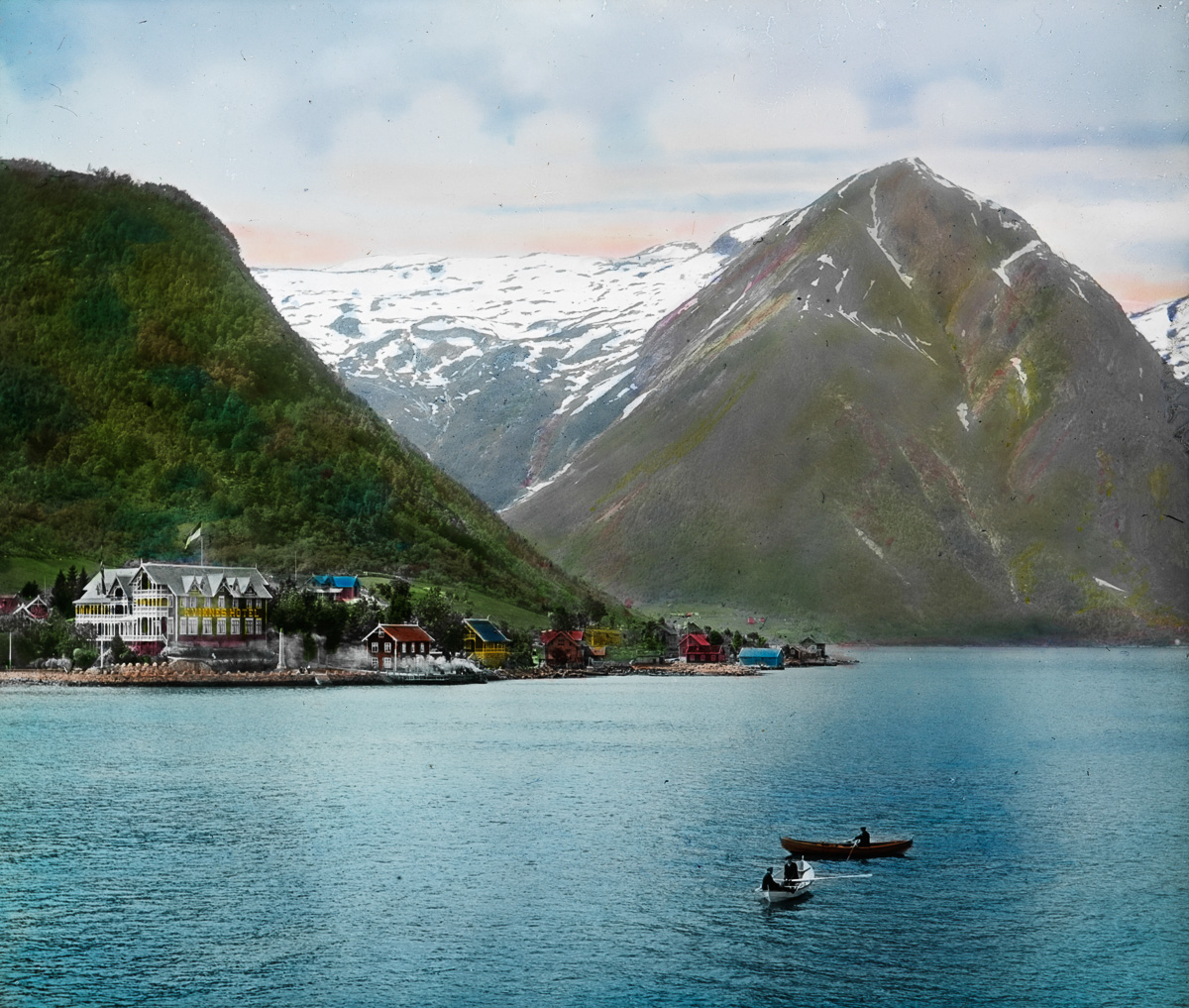 Психоделические цветные фотографии красот Норвегии 1900 года