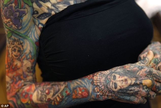 Самая татуированная женщина в мире