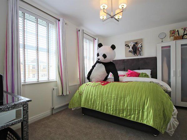 Панда продает дом за 600 000 долларов