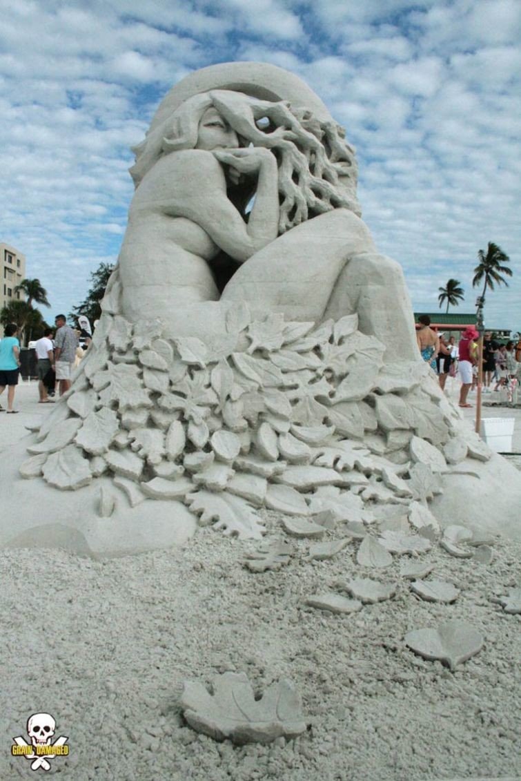 Впечатляющие песчаные скульптуры от Карла Яра