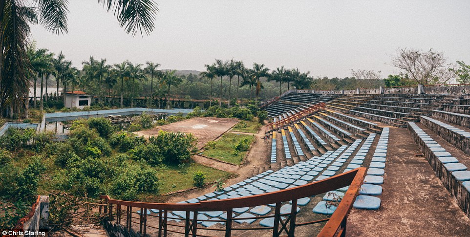 Заброшенный аквапарк во Вьетнаме