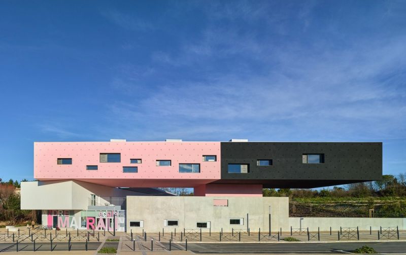 Современный детский сад и начальная школа во Франции