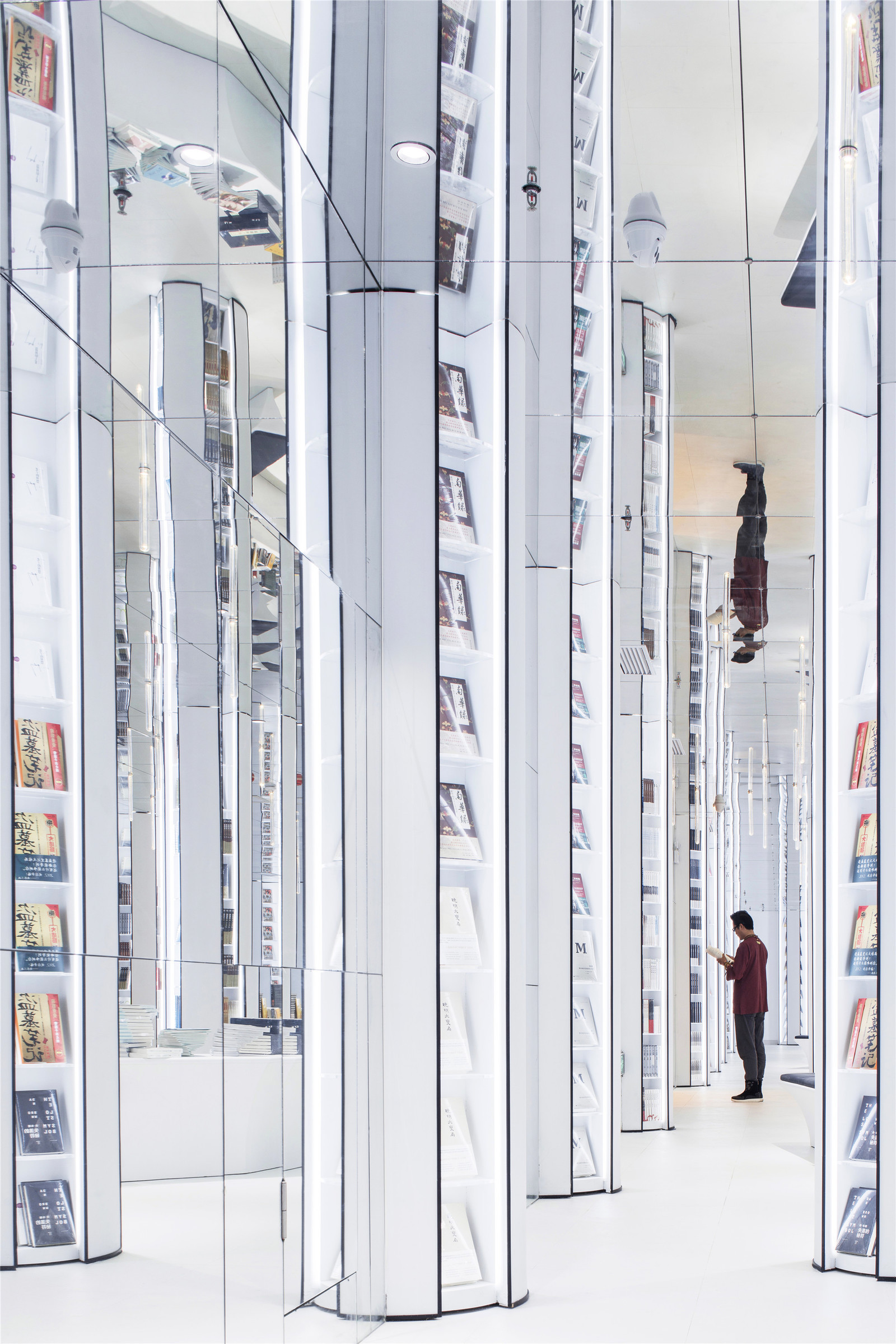 Безумие книжного магазина в Китае