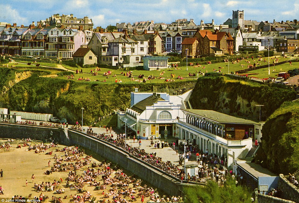 Британия 1960–1970-х годов на почтовых открытках