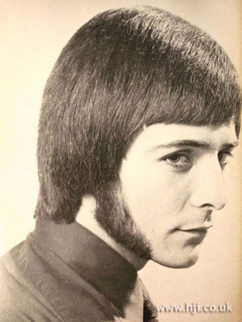 Ötən əsrin 70-ci illərinin dəbli kişi saç düzümü
