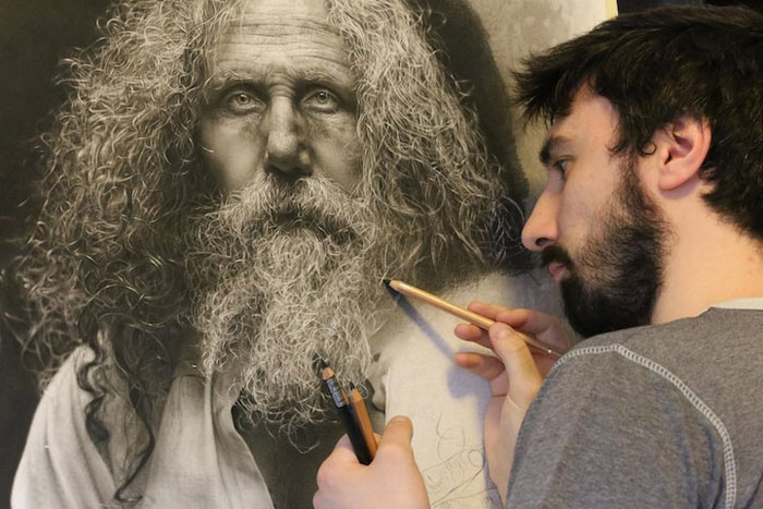 Гиперреалистичные картины карандашом в стиле мастеров Ренессанса