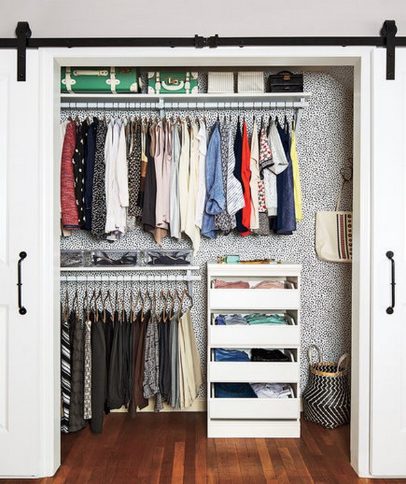 10 секретов грамотно организованного гардероба
