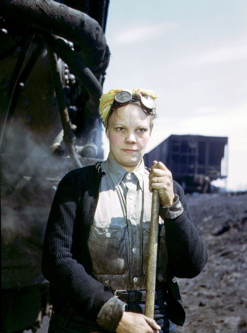 Работа женщин на железной дороге во времена Второй мировой войны