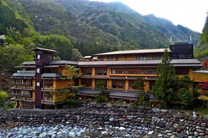 Древнейший отель находится в Японии