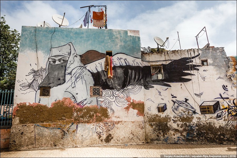 Уличные рисунки в Касабланке