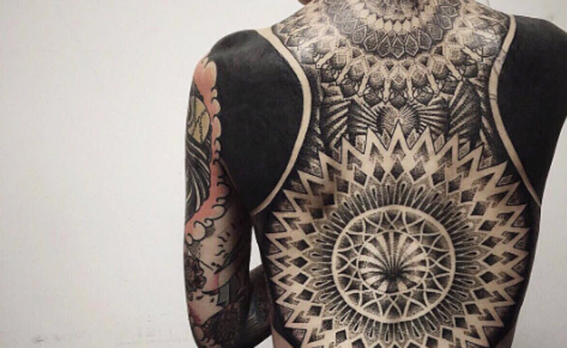 13 совершенно нереальных татуировок