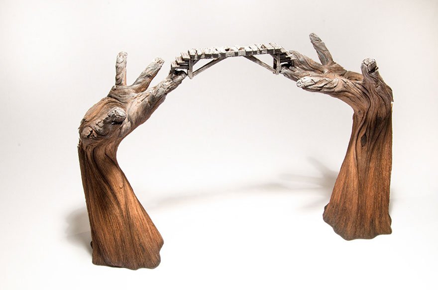 Деревянные скульптуры из керамики от Кристофера Дэвида Уайта