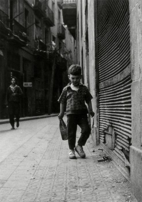 Бедный квартал Барселоны в начале второй половины XX века