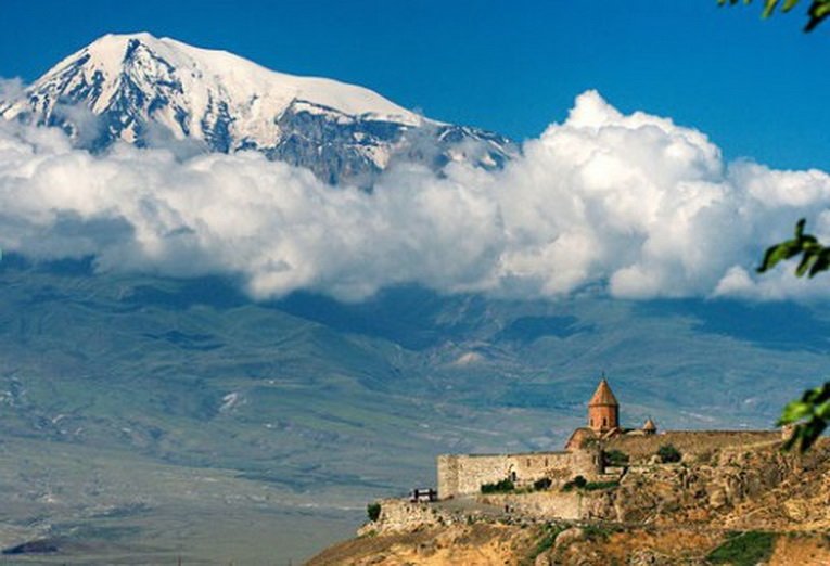 Странные и необычные достопримечательности в Армении