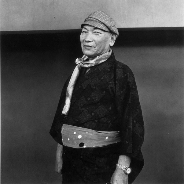 Чёрно-белые портреты жителей Токио, фотограф Хиро Кикай